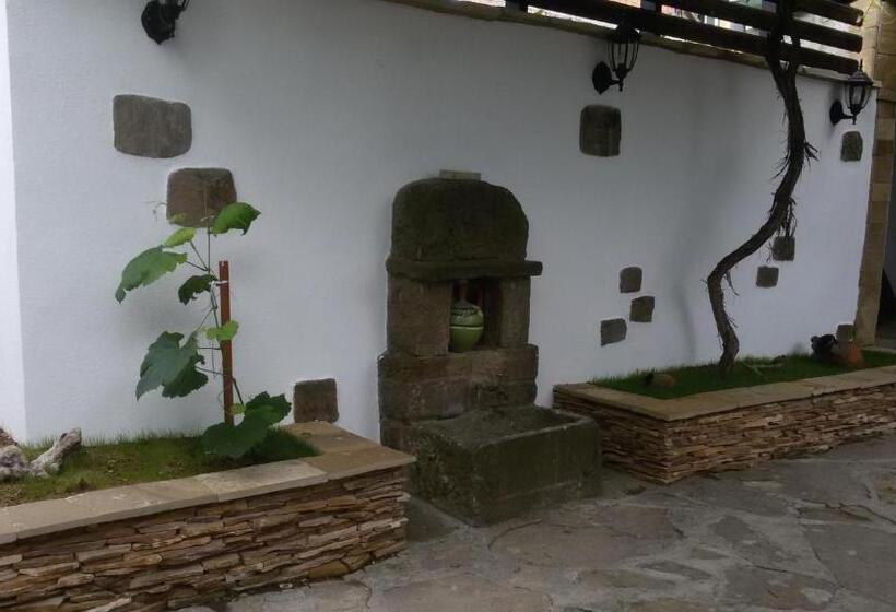 غرفة قياسية ثلاثية, Guesthouse Koliovata Kashta