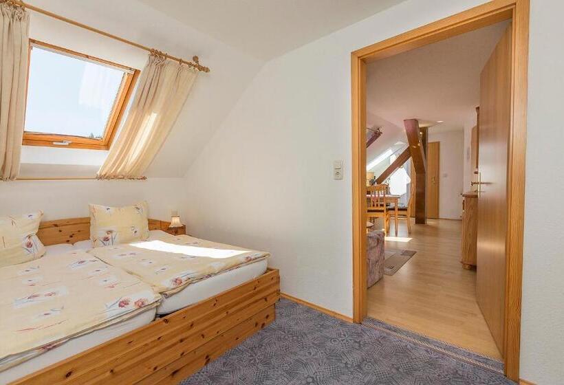 דירת חדר, Landhaus Bergidyll