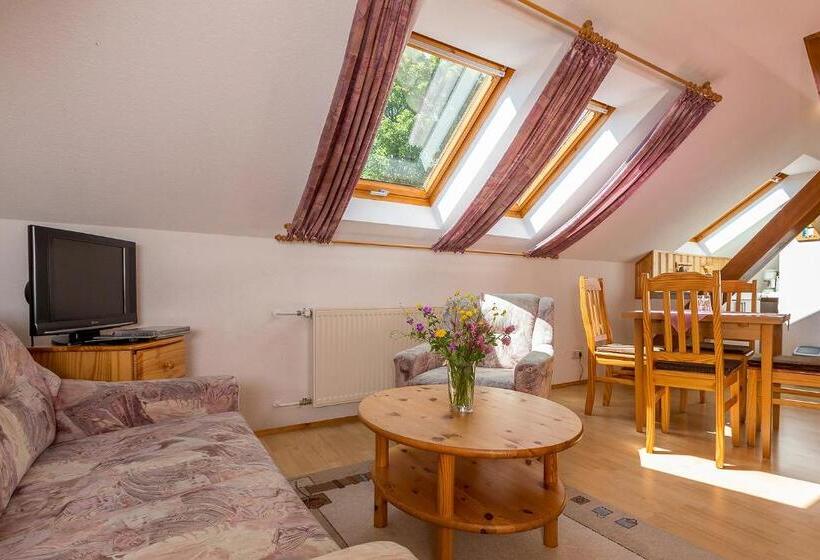 דירת חדר, Landhaus Bergidyll