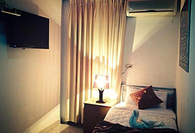 اتاق استاندارد یک نفره, Pilgrim S Guest House