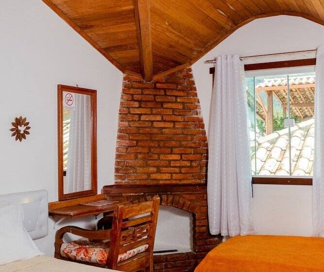 스탠다드 트리플 룸, Pousada Brilho Da Serra