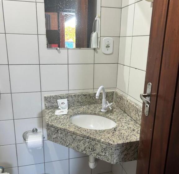 标准三人间, Pousada Do Sol