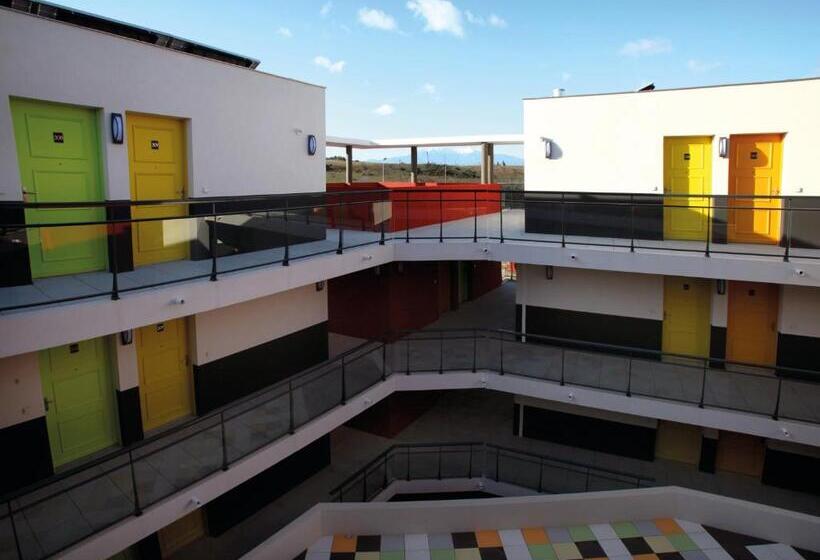 إستوديو قياسى, Résidence Les Portes D Espagne