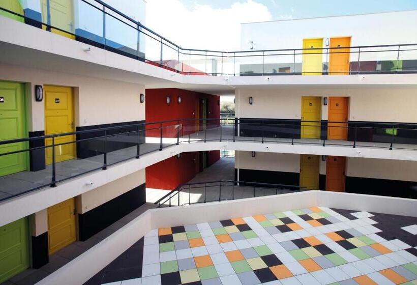 إستوديو قياسى, Résidence Les Portes D Espagne