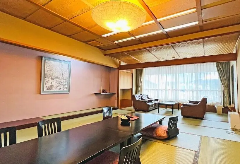 スーペリアールーム, Houshoutei