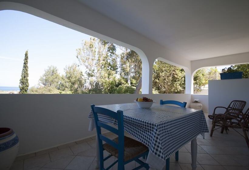 סטודיו סטנדרטי נוף לים, Villa Flora Studios & Apartments