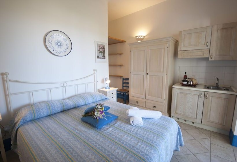 סטודיו סטנדרטי נוף לים, Villa Flora Studios & Apartments