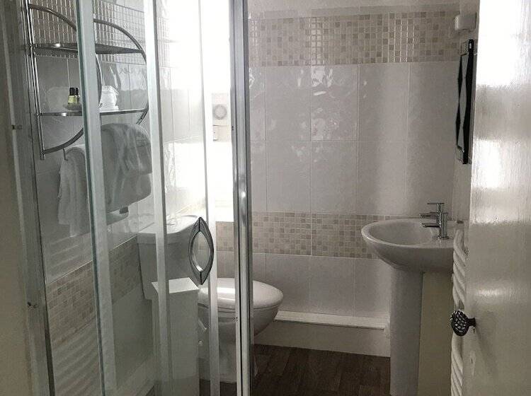 标准间, Hartland Quay