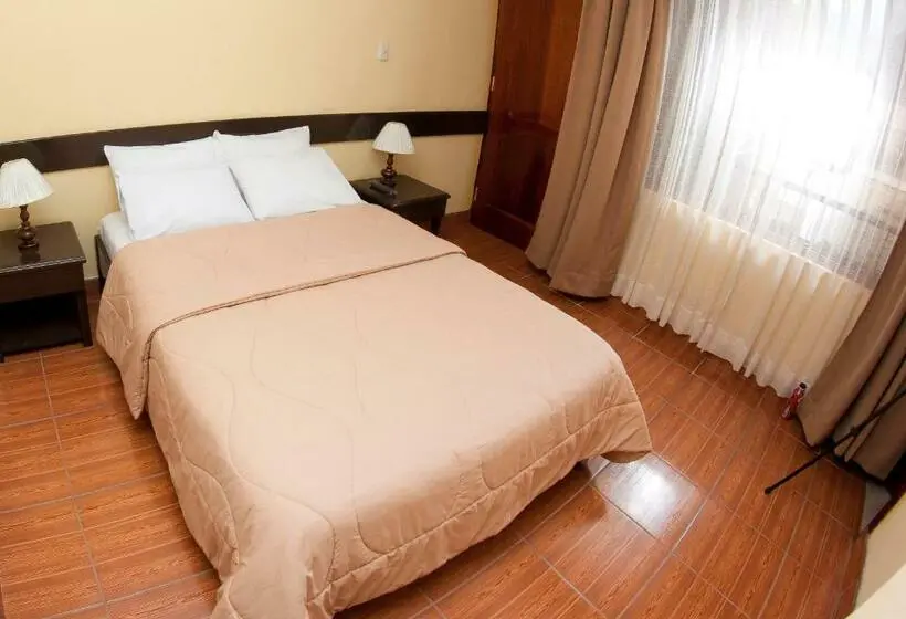 اتاق استاندارد, Yucay Plaza Inn