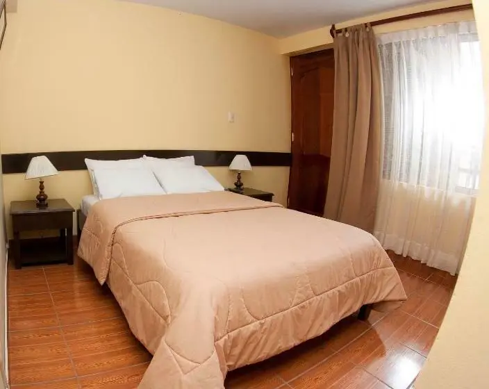 اتاق استاندارد, Yucay Plaza Inn