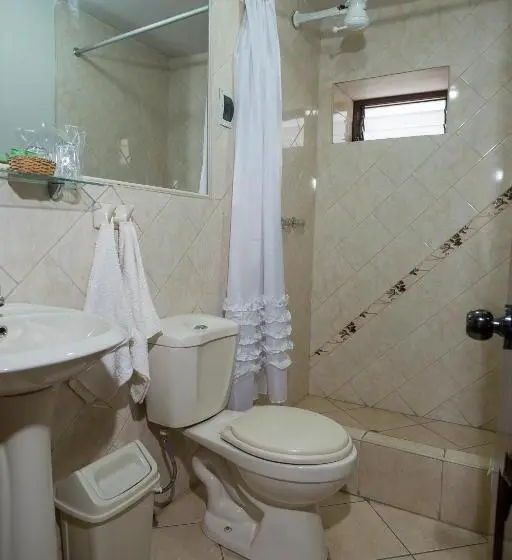 اتاق سوپریور, Yucay Plaza Inn