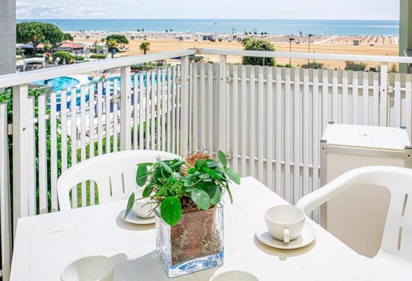 Апартаменты 3 Спальни, Appartamenti Aurora