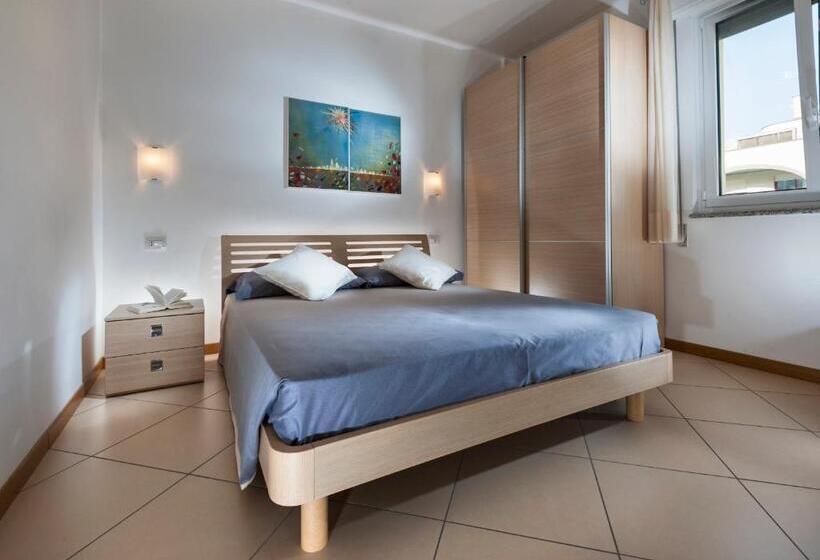 Апартаменты 2 Спальни Вид на Море, Appartamenti Aurora