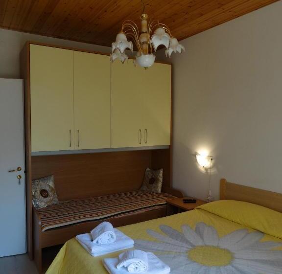 اتاق استاندارد با چشم‌انداز باغ, Affittacamere Graziella