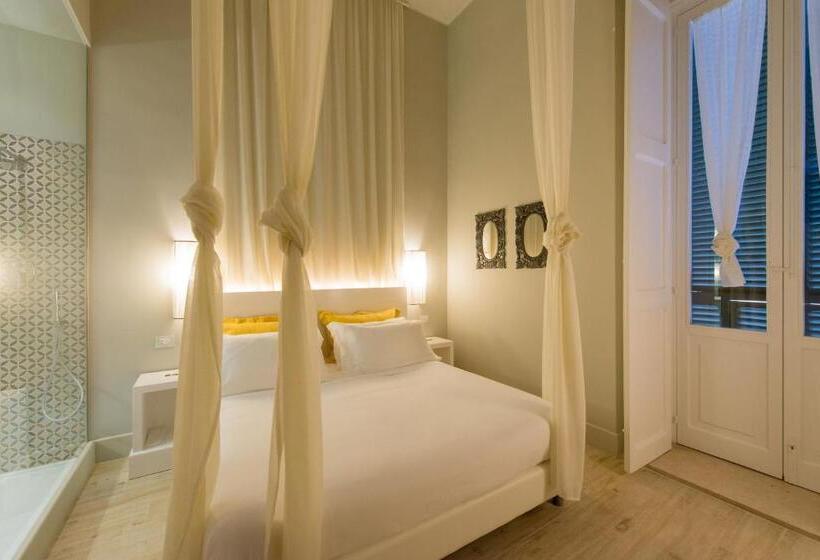 اتاق سوپریور با بالکن, Le Stanze Di Corteinfiore