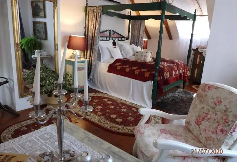 اتاق سوپریور خانوادگی, Casa Cositorarului Boutique Pension