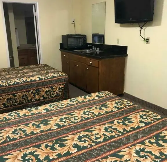 スタンダード4人部屋, Hacienda Motel