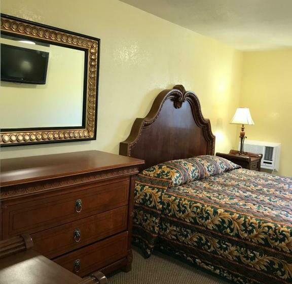 غرفة ديلوكس سرير كينج, Hacienda Motel