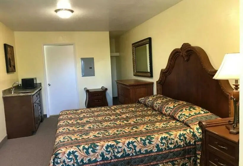 キングサイズベッドのデラックスルーム, Hacienda Motel