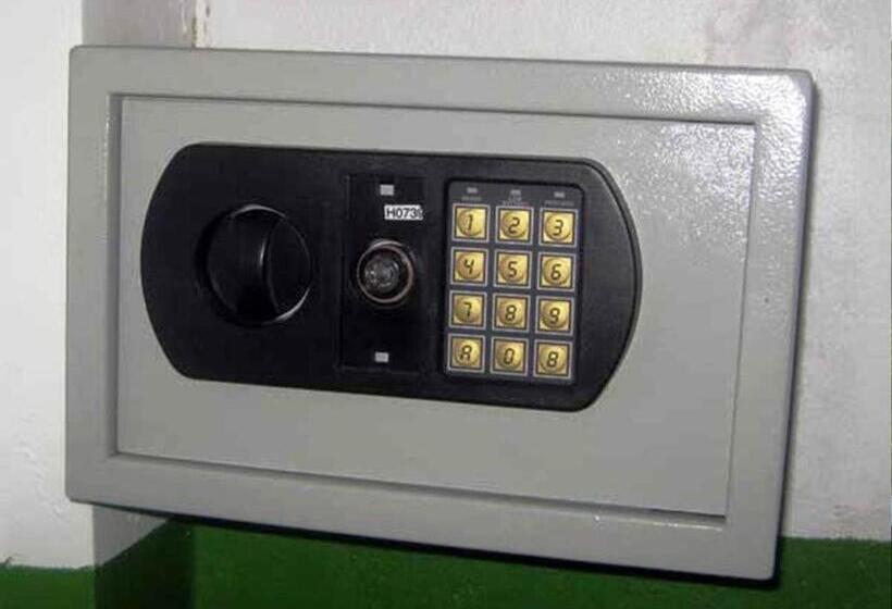 غرفة ديلوكس مزودة بشرفة, Allstar Guesthouse