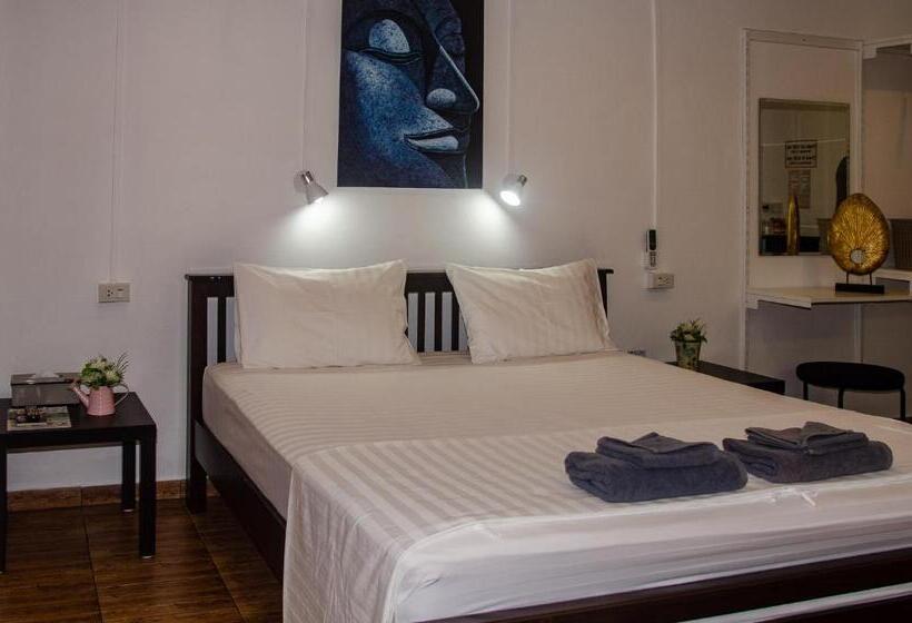 غرفة قياسية داخلية, Allstar Guesthouse