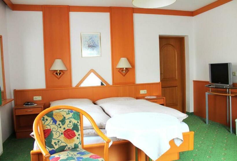 شقة غرفتين, Gästehaus Toferer