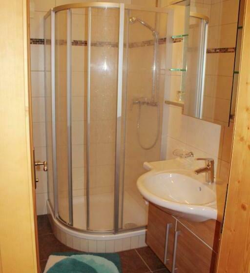 شقة غرفة واحدة, Gästehaus Toferer