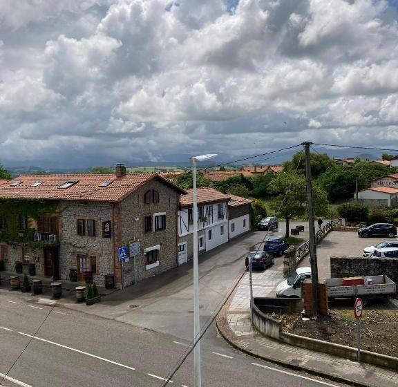 Номер Стандарт с Балконом, Hostal La Concha