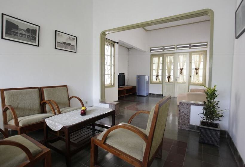 חדר משפחתי, Yuwono Hotel & Villa Malioboro