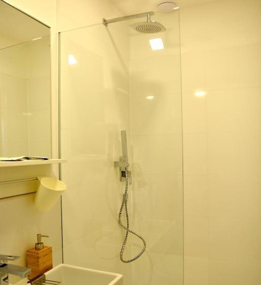 اتاق استاندارد سه نفره, Wellness Vila Bohemia