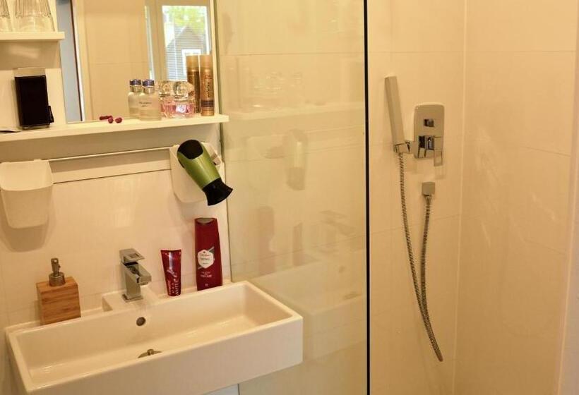 اتاق استاندارد با چشم‌انداز باغ, Wellness Vila Bohemia