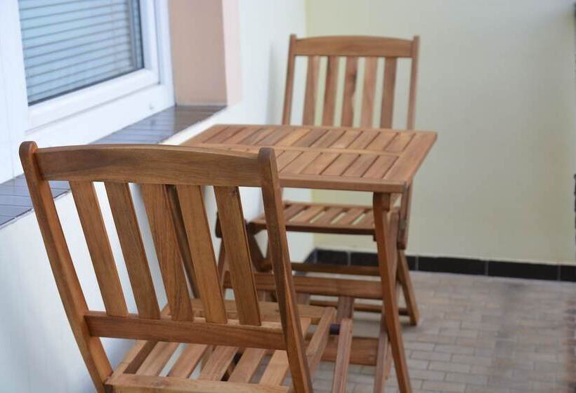 اتاق استاندارد سه نفره, Wellness Vila Bohemia