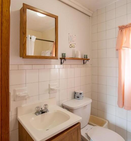 غرفة قياسية, The Janmere Motel