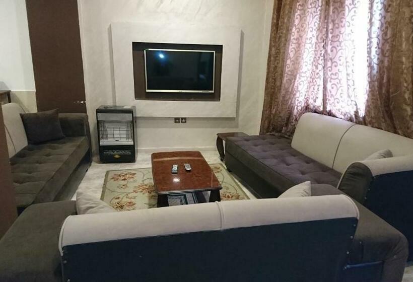 استودیوی استاندارد, Al Fawanes Hotel Apartments