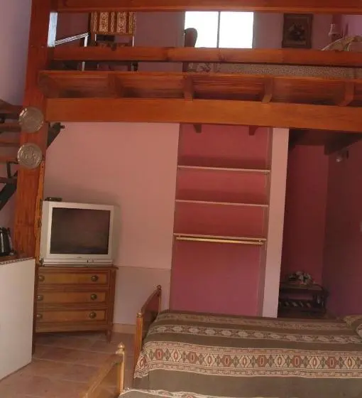 スタンダード5人部屋, Hosteria Amaneseres