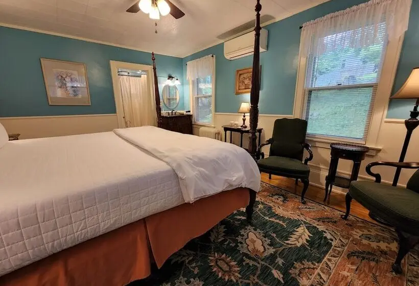ダブルベッドのスタンダードシングルルーム, Vine Cottage Inn