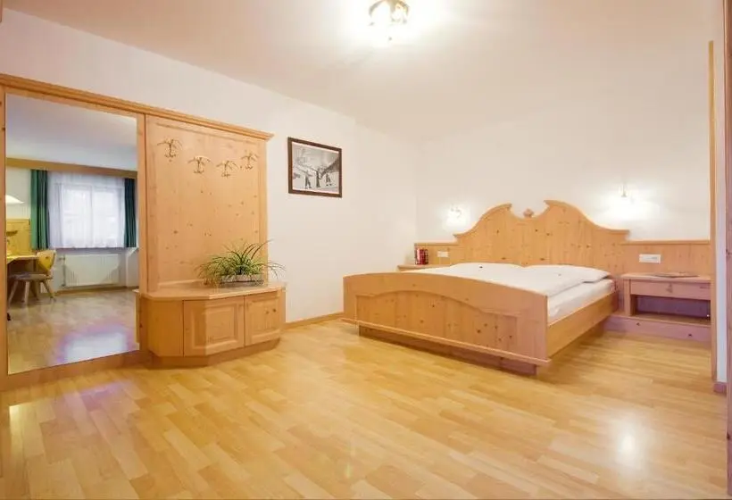 Standard-studio Terassi, Garni Cristin & Dep Antina