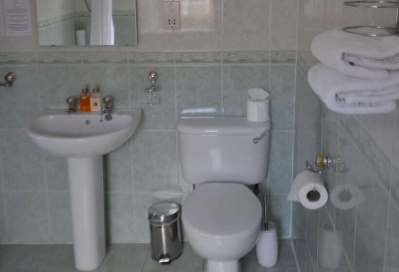 Quarto Estandar, Inverkip