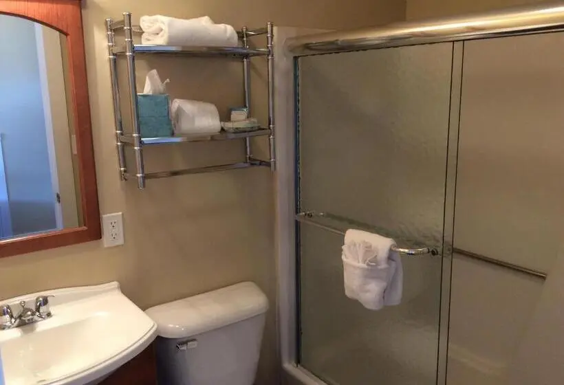 キングサイズベッドのスタンダードルーム, The Beachwood