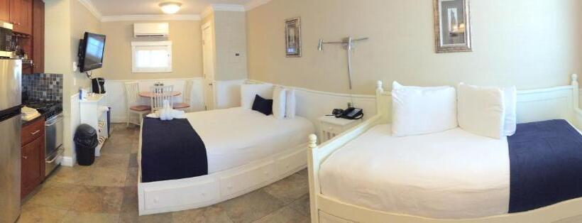 带阳台标准四人间, The Beachwood