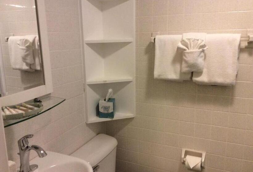 标准间, The Beachwood