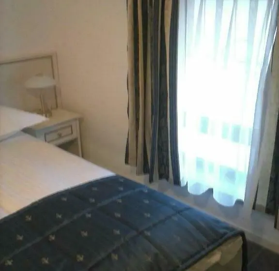 اتاق استاندارد, Guest House šterk