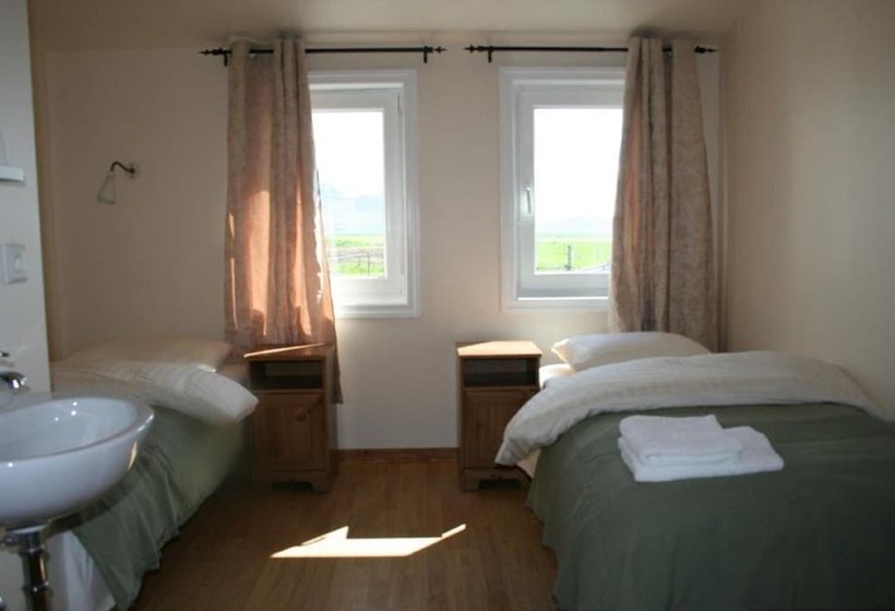 اتاق استاندارد با سرویس بهداشتی مشترک, Guesthouse Vellir