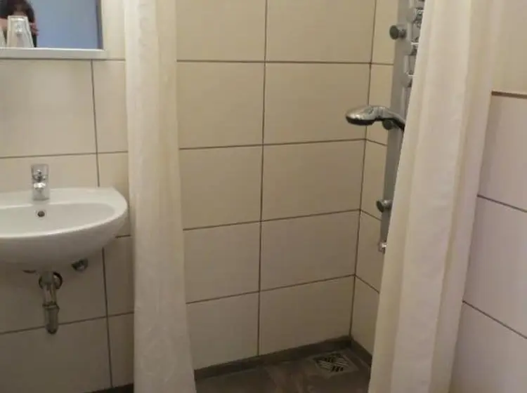 اتاق استاندارد سه نفره, Guesthouse Vellir