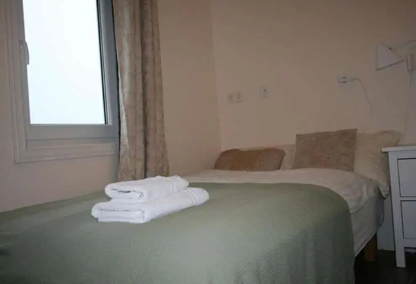 اتاق استاندارد یک تخته با سرویس بهداشتی مشترک, Guesthouse Vellir