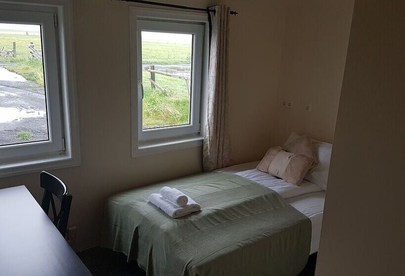 اتاق استاندارد یک تخته با سرویس بهداشتی مشترک, Guesthouse Vellir