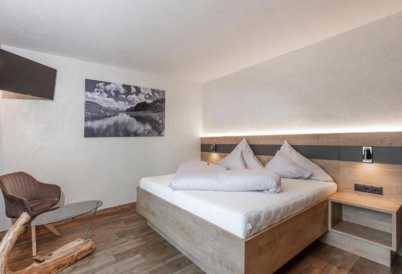 شقة غرفتين نوم مزودة بشُرفة, Haus Manfred