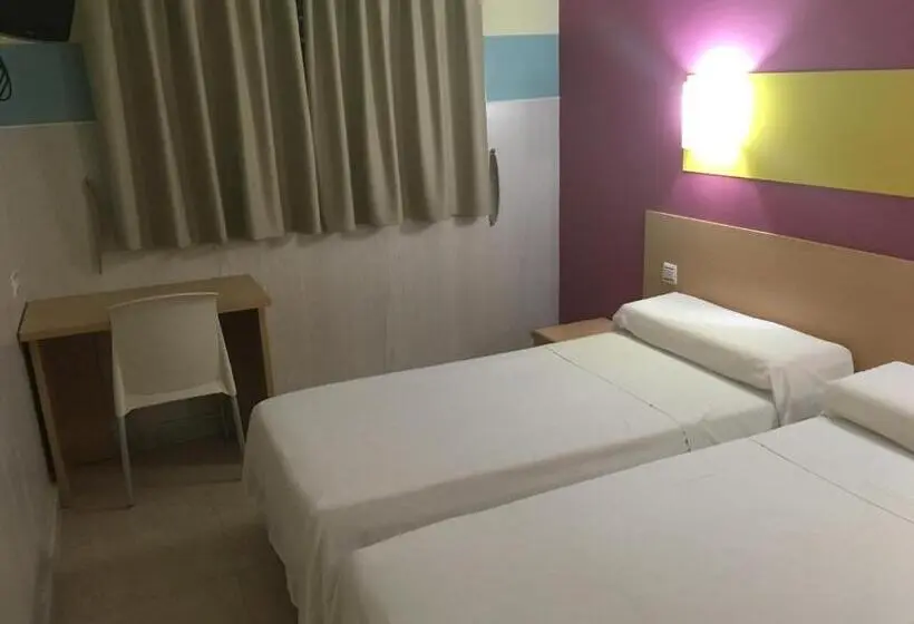 スタンダードルーム, Hostal Ducal