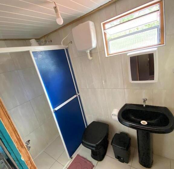 带阳台标准四人间, Pousada Recanto Tropical