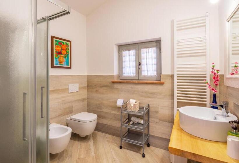 스탠다드 트리플 룸, Agriturismo Fattoria Podere Peciano